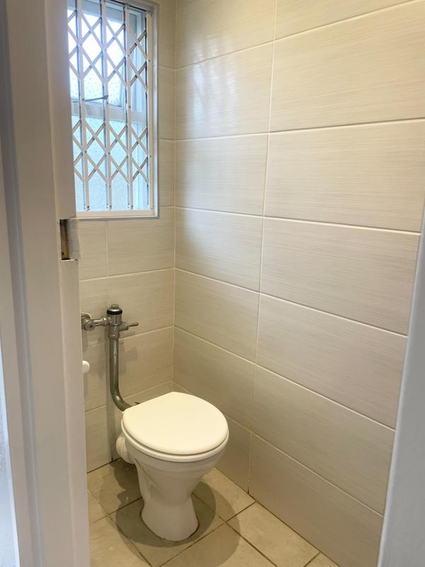 2 Bedroom Property for Sale in Kenilworth Western Cape